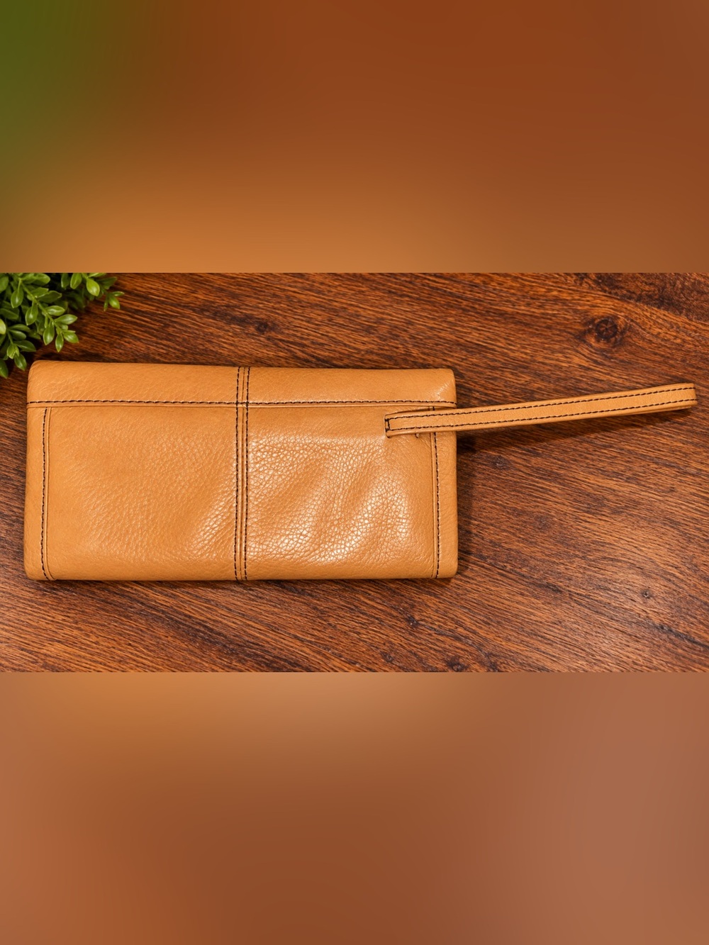 HOBO International Cognac Tan Pebbled Leather Continental Wristlet Wallet #43 - Picture 2 of 4